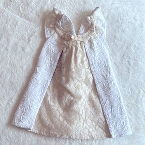 Cynthia Rowley Baby white and cream lace dress, Size 3-6 months